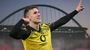 Dyrektor Borussii Dortmund przerywa milczenie. Przyszłość gwiazdy na ostrzu noża