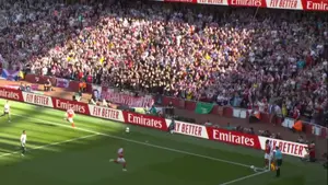 Eberechi eze! Ależ przymierzył! Arsenal szybko wychodzi na prowadzenie w meczu z Newcastle! Oglądaj w CANAL+: