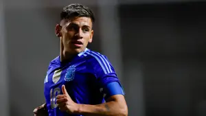 Echeverri trafi do portugalskiej potęgi. Manchester City zapewnił sobie sprytny bezpiecznik.