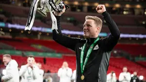 Eddie Howe na celowniku Manchesteru United. Michael Carrick walczy o posadę