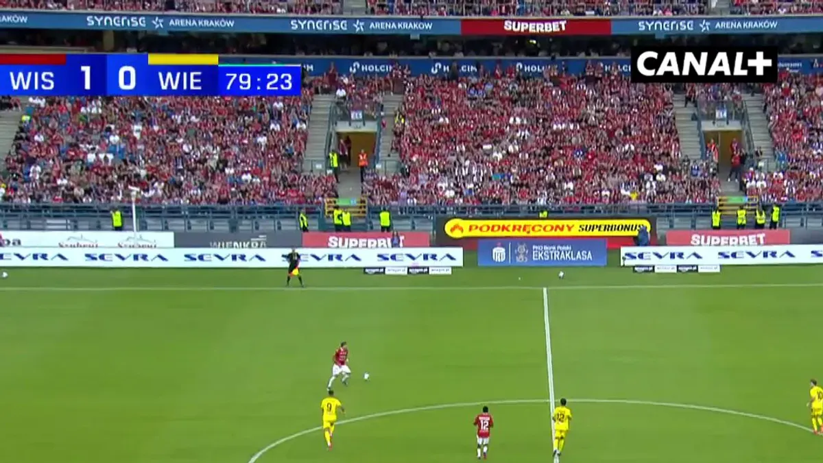 Efektowny gol Guillemenota dla Wisły