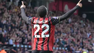 Eli Junior Kroupi na celowniku Arsenalu. Stanowcza odpowiedź klubu z Premier League