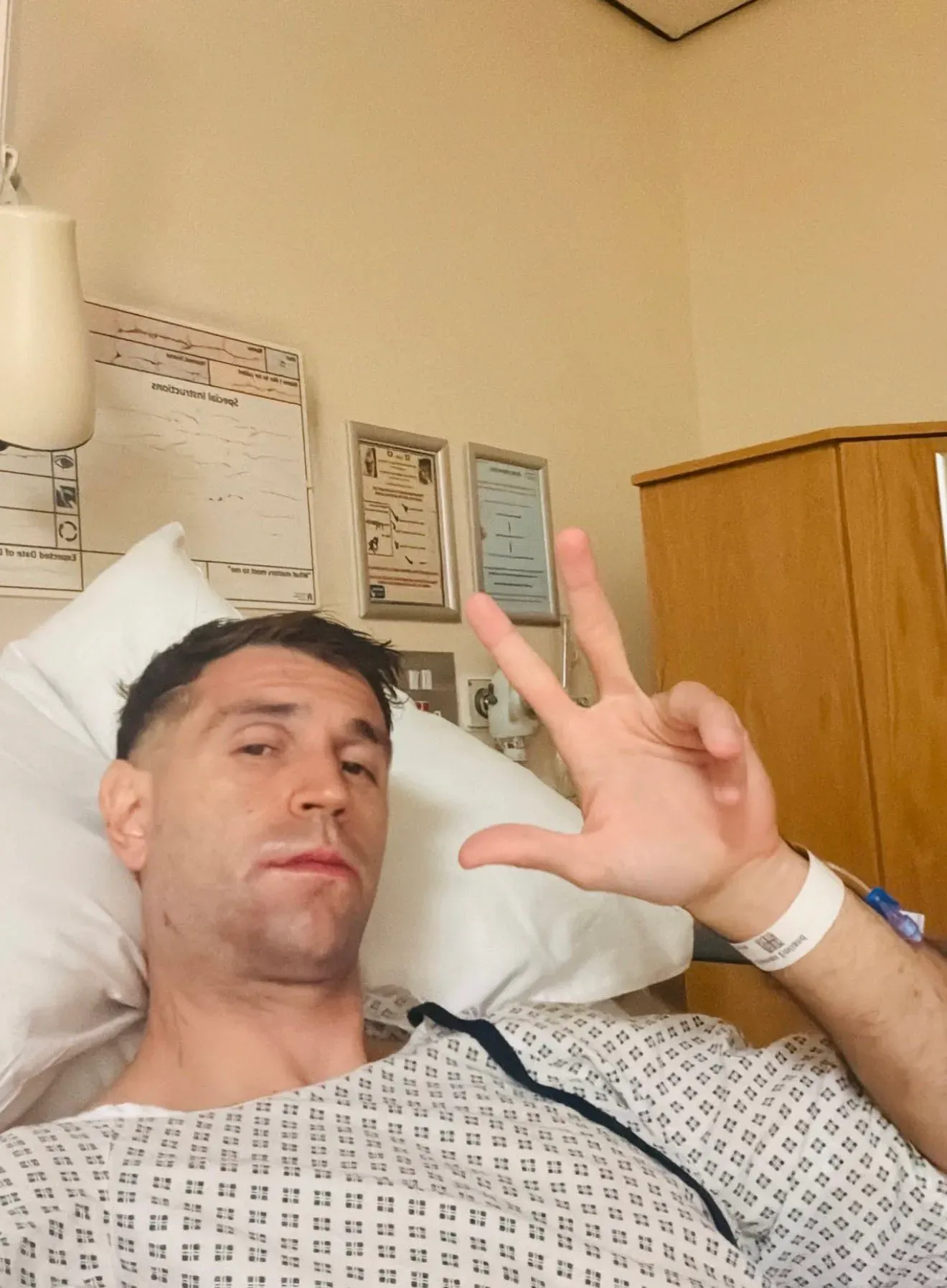 Emiliano Martínez przeszedł operację po poważnej kontuzji i zapowiada szybki powrót