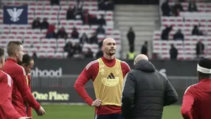 Eric Roy odkrywa karty przed hitem z Marsylią. Bradley Locko usiądzie na ławce