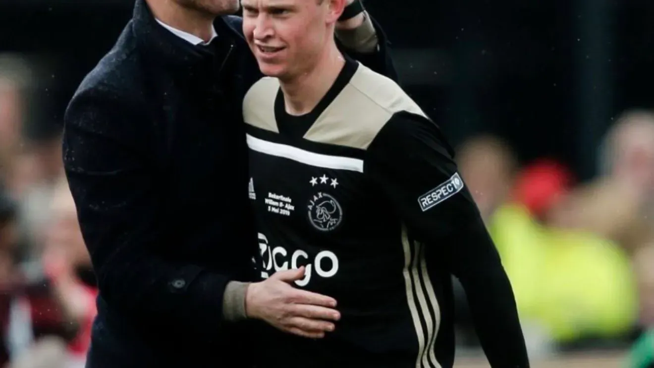 Erik ten Hag o kulisach negocjacji z Frenkie de Jongiem i Manchesterem United