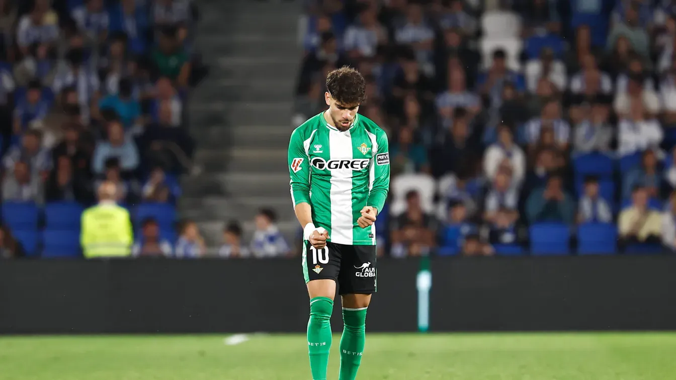 Everton już złożył ofertę za Ez Abdego. Betis odrzucił ofertę wartą 43 mln euro