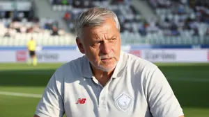 Fatalna seria Lille trwa, ale Bruno Genesio zachowuje posadę