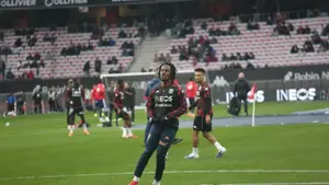 Fatalny pech Elye Wahiego. Gwiazda OGC Nice wypada z gry po 10 sekundach