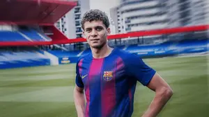 FC Barcelona podjęła kluczową decyzję. Nowy Salah zostaje w klubie na lata