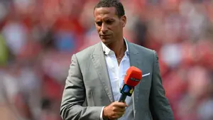Ferdinand ostrzega Manchester United. „Nie może dać się zastraszyć”