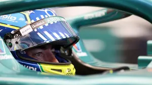 Fernando Alonso ogłasza drastyczny plan. Aston Martin może wycofać się w trakcie wyścigu