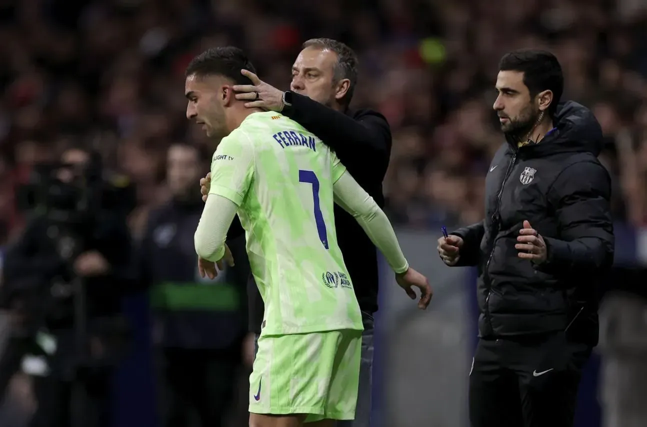 Ferran Torres ujawnia surowe kary Hansiego Flicka w Barcelonie