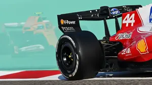 Ferrari zaskakuje w Bahrajnie. Innowacyjne skrzydło SF-26 przypomina dawny pomysł Mercedesa
