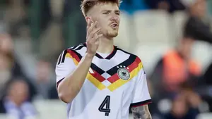 Finn Jeltsch priorytetem Barcelony. W grze są też Liverpool i Real Madryt