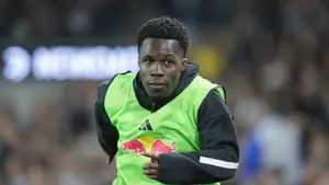 Fiorentina czeka na decyzję Leeds United w sprawie transferu Włocha