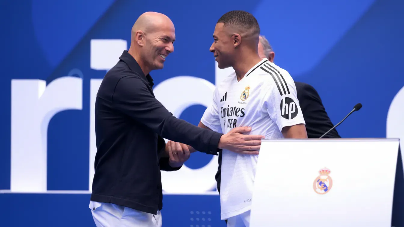 Florentino Perez wykonał telefon do legendy. Znamy kulisy rozmowy o przyszłości Realu Madryt