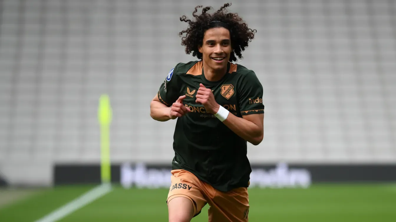 Francuzi ruszają po talent z Holandii. Feyenoord stawia twarde warunki w sprawie 22-latka