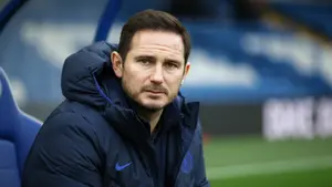 Frank Lampard walczy o wielki transfer. Coventry rzuca wyzwanie potęgom Premier League