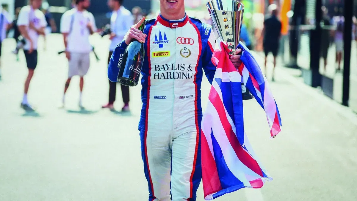 Freddie Slater awansuje do F2. Wicemistrz serii F3 dołącza do Invicta Racing