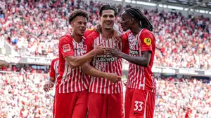 Freiburg utrzymuje wysoką formę. Zespół Schustera ma już 10 punktów