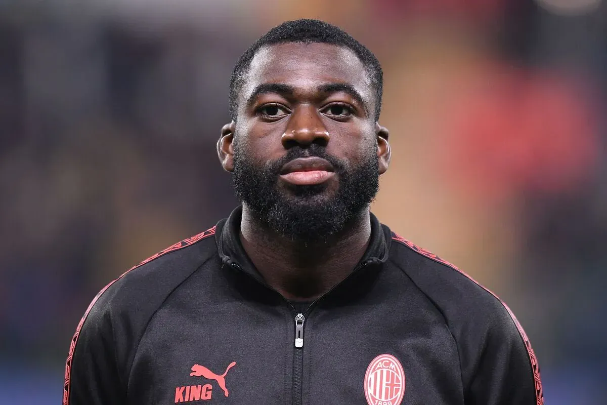 Galatasaray chce dwóch piłkarzy Milanu. Trwają rozmowy w sprawie Fofany i Leao