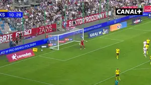 GieKSa prowadzi z Górnikiem! Bartosz Nowak fenomenalnym podaniem rozpoczął kontratak, który ostatecznie wykończył Ilya S