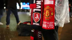 Giganci Premier League ruszają po odkrycie z Championship. Na liście United i Arsenal