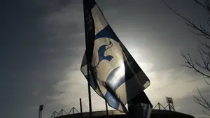 Giganci ruszają po diament z Londynu. Gwiazdor może wymusić transfer już latem