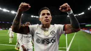 Giganci ruszają po gwiazdę Chelsea. Real Madryt i PSG w grze o wartą miliony kartę