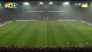 Gigantyczna zadyma, policja na boisku! Dzieje się na trybunach podczas meczu 2. Bundesligi pomiędzy Dynamem Drezno a Her