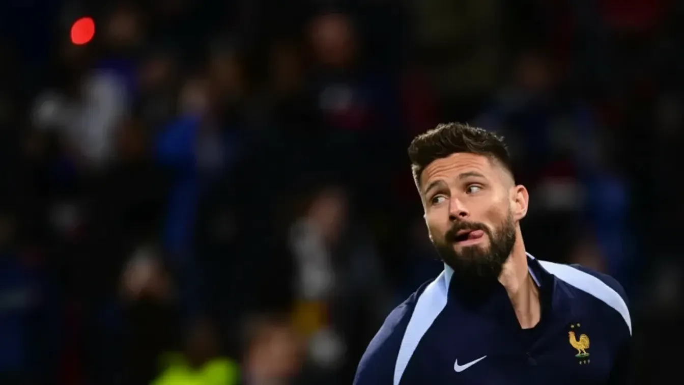 Giroud ujawnił, że zgłosiła się po niego Borussia Dortmund. Żona była przeciwna
