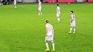 Górnik zaskoczy Widzew zmianą ustawienia? Trener Gasparik ma alternatywny plan na mecz w Łodzi