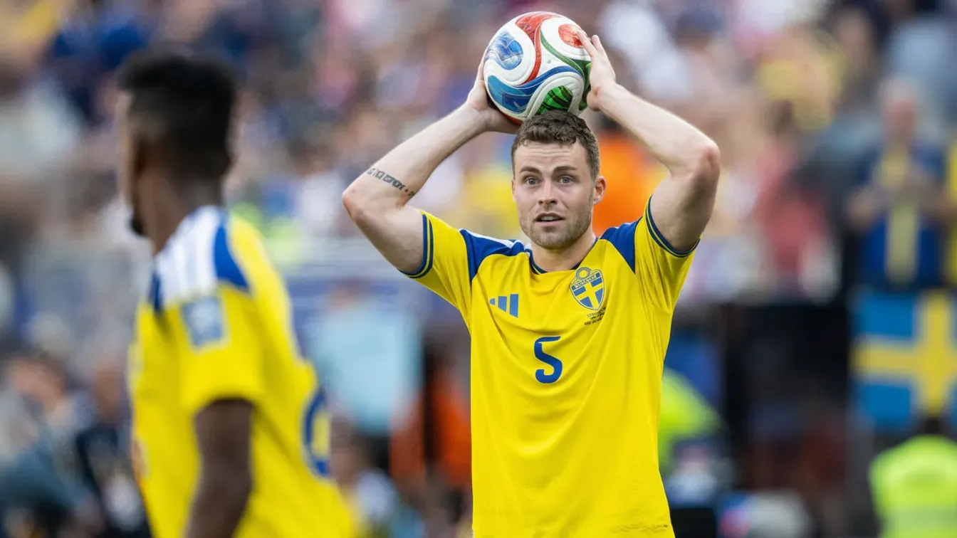 Gwiazda mundialu na celowniku giganta. Leeds United boi się straty kluczowego obrońcy