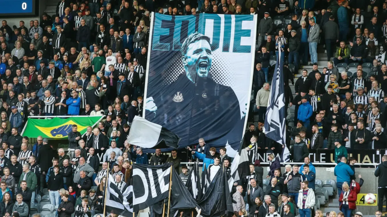 Gwiazda Newcastle przerywa milczenie. Stanowcza deklaracja po plotkach o transferze do rywala