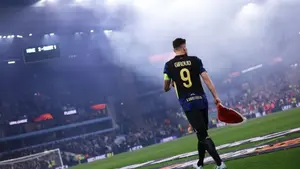 Gwiazdor Lille przerywa milczenie. Wyjawił prawdę o zachowaniu Oliviera Giroud w szatni