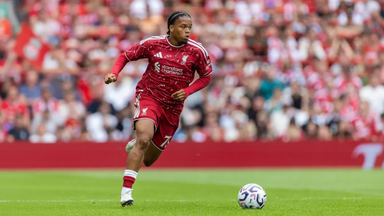 Gwiazdor Liverpoolu jest nie do ruszenia. Fabrizio Romano ujawnia stanowisko klubu
