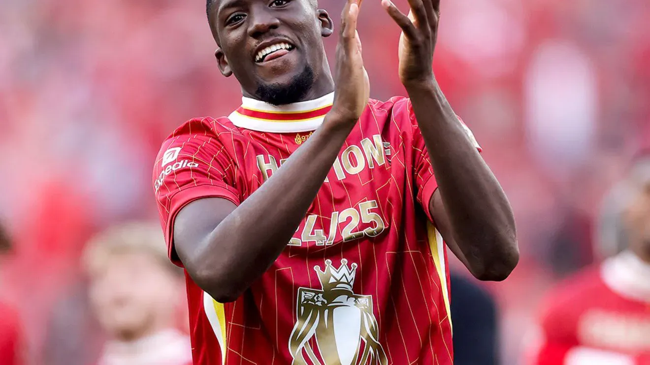 Gwiazdor Liverpoolu na wylocie. Ibrahima Konate ma cztery opcje transferowe