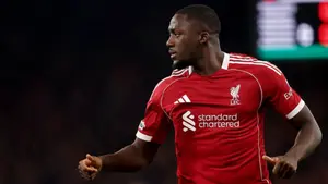 Gwiazdor Liverpoolu przerwał milczenie. Giganci z Madrytu i Paryża obejdą się smakiem?