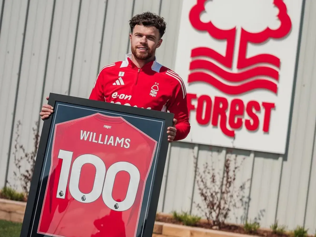 Gwiazdor Nottingham Forest podjął kluczową decyzję. Giganci Premier League obejdą się smakiem