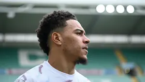 Gwiazdor Premier League podjął decyzję. Gigant z Paryża ma potężny problem