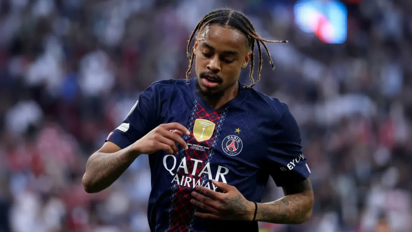 Gwiazdor PSG nie jest już nietykalny. Liverpool wchodzi do gry, a Al-Khelaifi przerywa milczenie