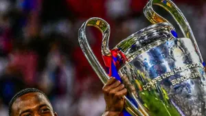Gwiazdor PSG podjął kluczową decyzję. Odrzucił oferty gigantów i zostaje w Paryżu