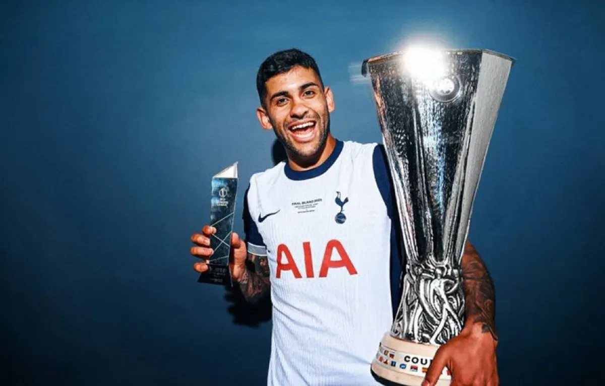 Gwiazdor Tottenhamu na wylocie. Giganci ruszają po argentyńskiego obrońcę