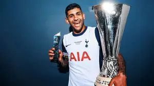 Gwiazdor Tottenhamu na wylocie. Giganci ruszają po argentyńskiego obrońcę