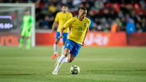 Gwiazdor Tottenhamu podjął nagłą decyzję. Londyńczycy wystawili rachunek za Brazylijczyka
