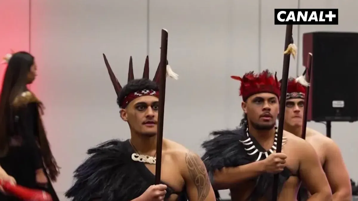 Haka na powitanie New Zealand Darts Masters! Ta reakcja zawodników. Oglądaj nasze transmisje z turnieju w CANAL+: