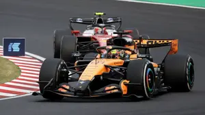 Hamilton przeszedł do historii w Ferrari! Szalone GP Hiszpanii i rekord sprzed pół wieku