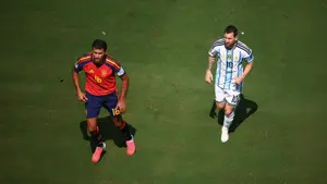 Hansi Flick domaga się transferu gwiazdy. Barcelona wykłada miliony na stół