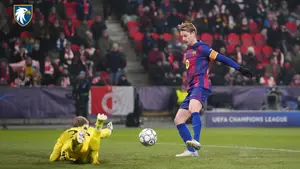 Hansi Flick ma poważny problem. Kluczowy pomocnik Barcelony kontuzjowany na treningu