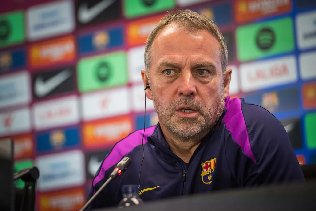 Hansi Flick zapowiada walkę do końca. Trener Barcelony wierzy w awans bez cudów